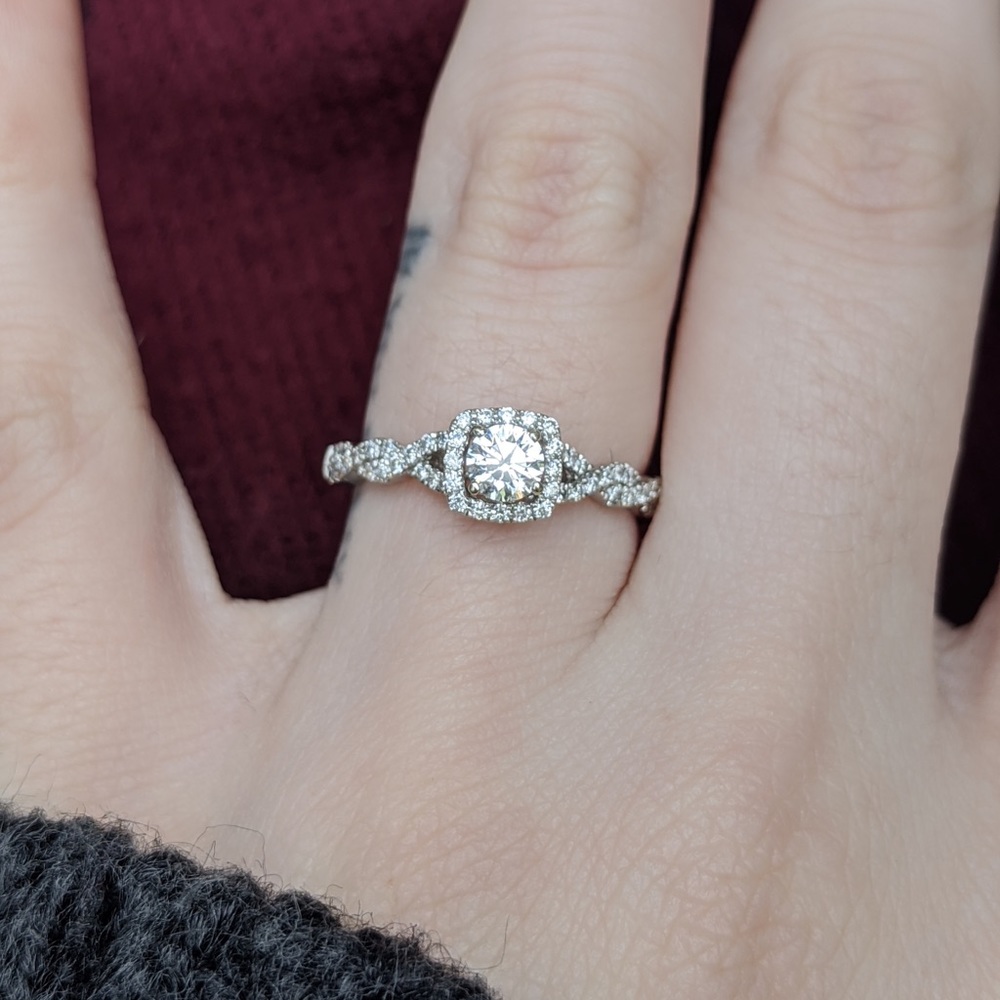 Beautiful Diamond Engagement Ring
